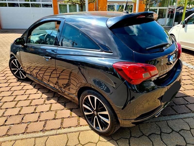 Schwarz Gebraucht 2015 Opel Corsa Color Edition Limousine | 8.000 € (Fairer Preis) - Bild 1/4