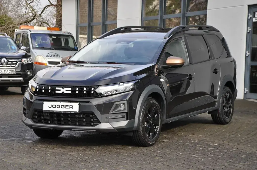 Neu Dacia Jogger Extreme 110 PS (80 kW) 2025 Schwarz Van / Kleinbus