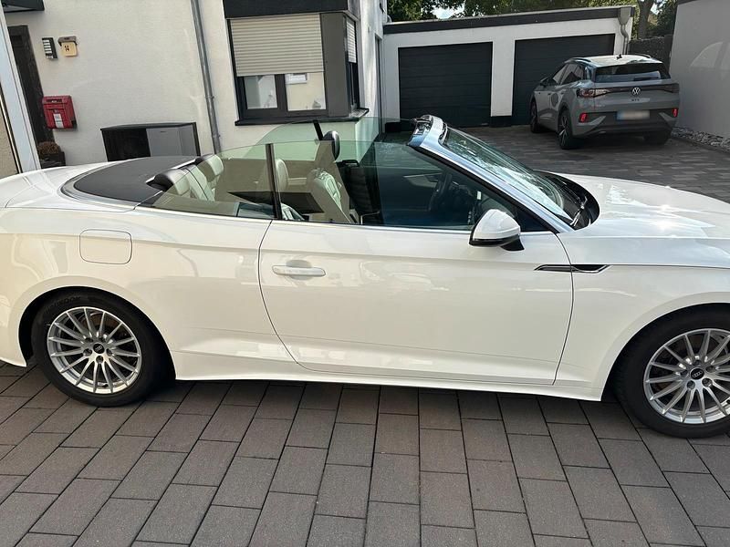 Gebraucht Audi A5 Cabriolet 163 PS (119 kW) 2021 Weiß Cabrio