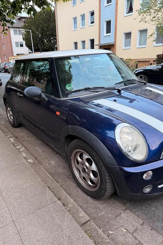 Second-hand Mini ONE 90 CP (66 kW) 2005 Albastru Hatchback