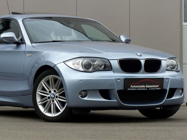 Gebraucht BMW 120 177 PS (130 kW) 2011 Blau Kleinwagen
