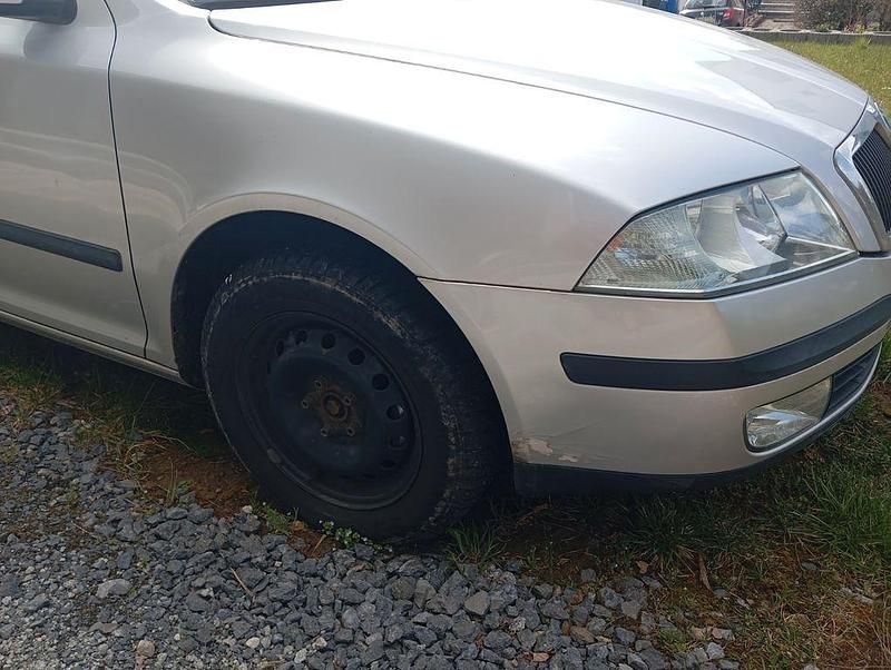 Gebraucht Skoda Octavia Elegance 116 PS (85 kW) 2006 Silber Limousine