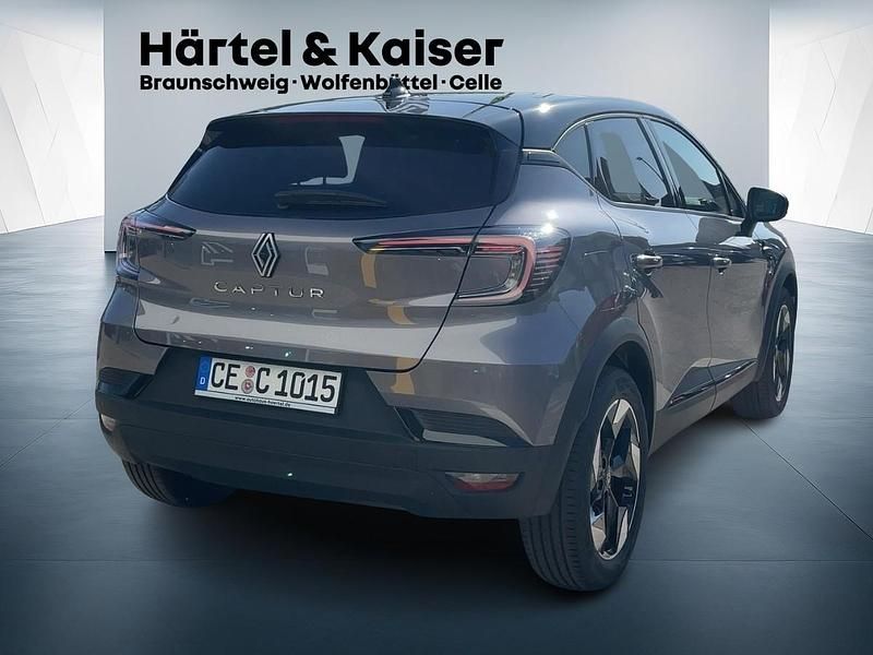 Neu Renault Captur 91 PS (66 kW) 2025 Stahlgrau metallic, dach black pearlschwarz meta (grau) SUV