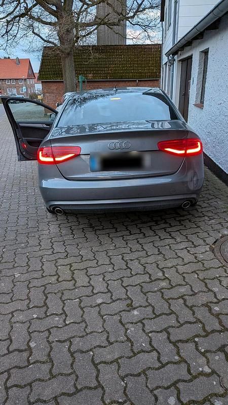 Gebraucht Audi A4 245 PS (180 kW) 2012 Grau Limousine