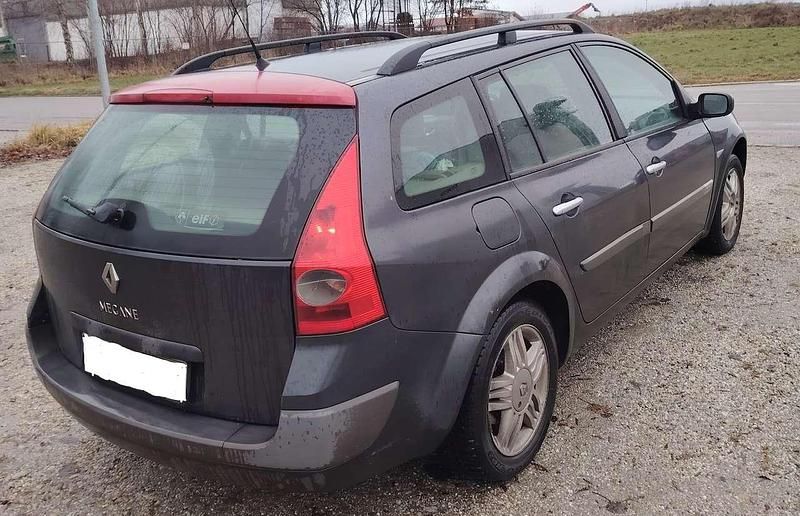 Gebraucht Renault Mégane GrandTour Dynamique 113 PS (83 kW) 2004 Grau Kombi