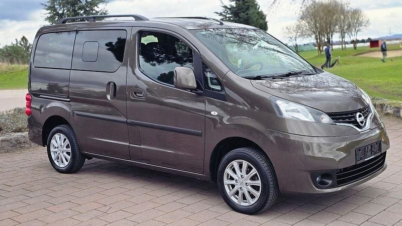 Gebraucht Nissan Evalia Tekna 110 PS (80 kW) 2017 Bronze metallic Van / Kleinbus
