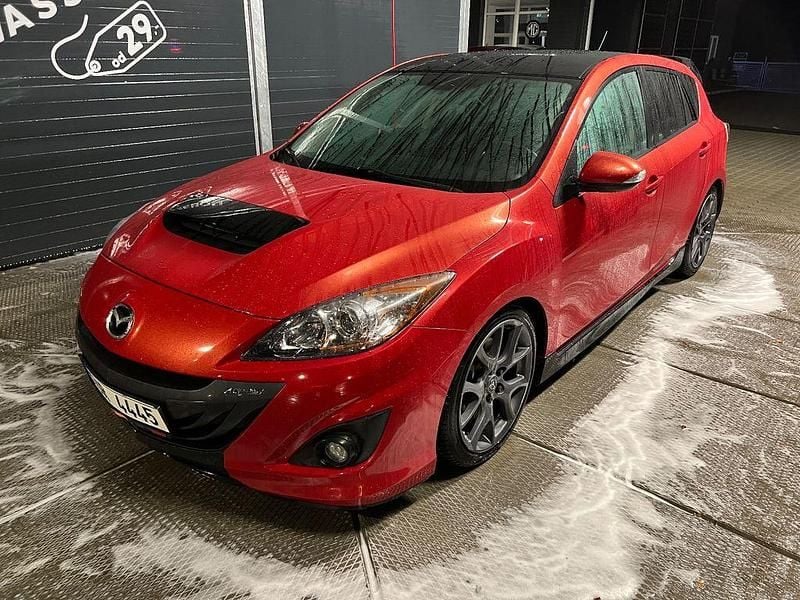 Rot Gebraucht 2010 Mazda 3 Limousine | 12.000 € (Teuer) - Bild 1/4