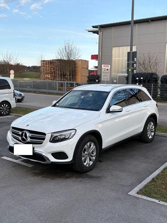 Gebraucht Mercedes GLC220 170 PS (125 kW) 2018 Weiß SUV