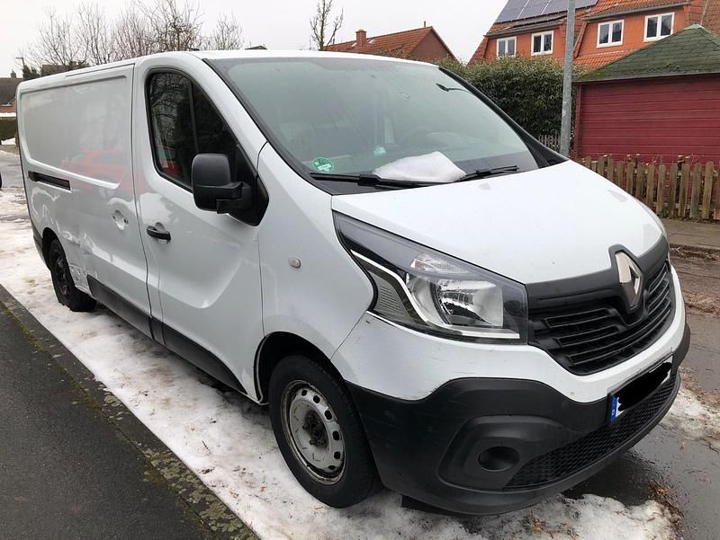 Gebraucht Renault Trafic 120 PS (88 kW) 2016 Weiß Van / Kleinbus