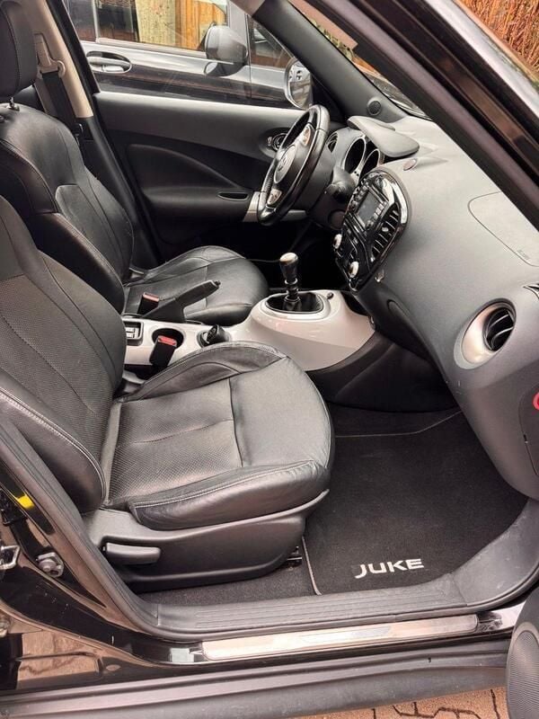 Schwarz Gebraucht 2012 Nissan Juke SUV | 5.350 € (Fairer Preis) - Bild 1/4