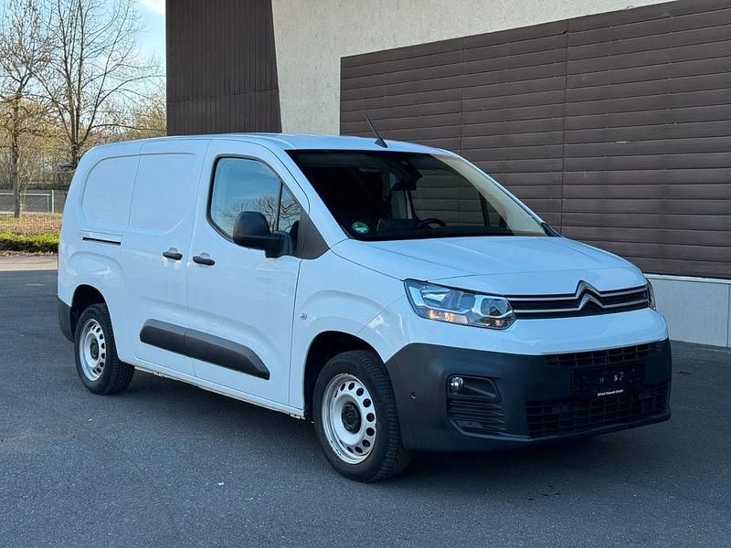 Gebraucht Citroën Berlingo 131 PS (96 kW) 2019 Weiß Van / Kleinbus