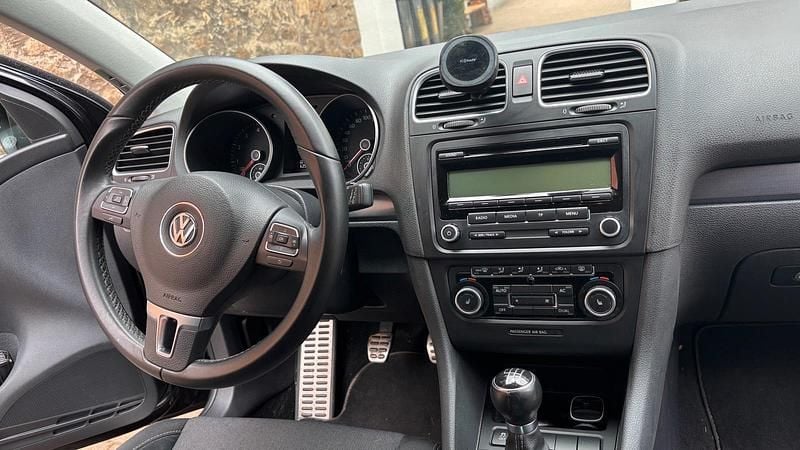 Gebraucht VW Golf VI Style 125 PS (91 kW) 2011 Schwarz Kleinwagen