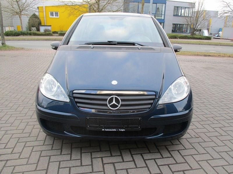 Gebraucht Mercedes A150 95 PS (69 kW) 2008 Blau Kleinwagen