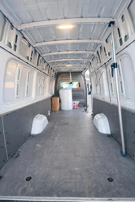Używany Mercedes Sprinter 143 KM (105 kW) 2018 Biały Van