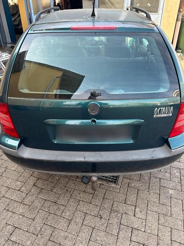 Gebraucht Skoda Octavia 110 PS (80 kW) 1999 Grün Kombi
