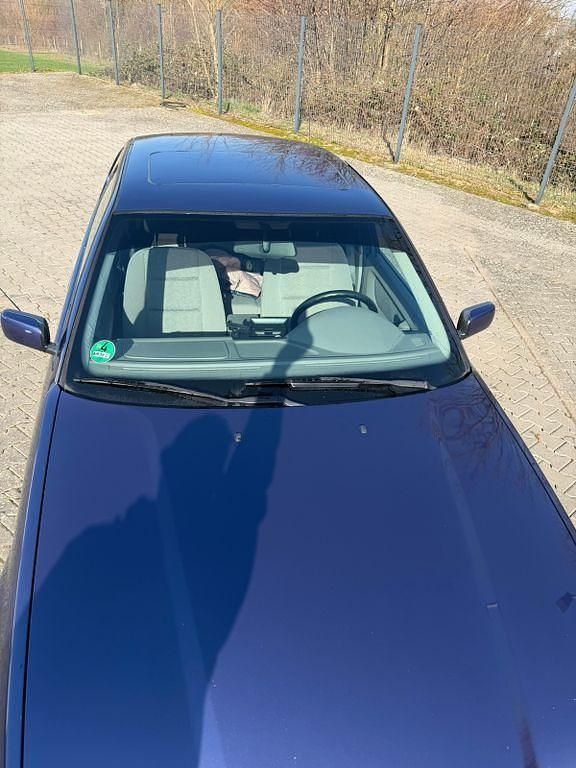 Gebraucht BMW 316 Compact 102 PS (75 kW) 1994 Blau Kleinwagen