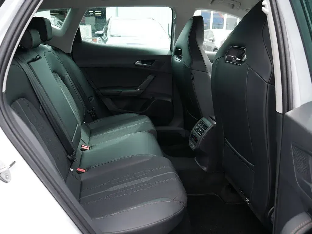 Gebraucht Cupra Formentor 150 PS (110 kW) 2024 Weiß SUV