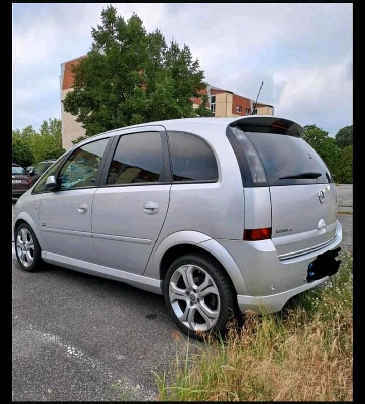 Gebraucht Opel Meriva OPC 105 PS (77 kW) 2008 Silber Van / Kleinbus