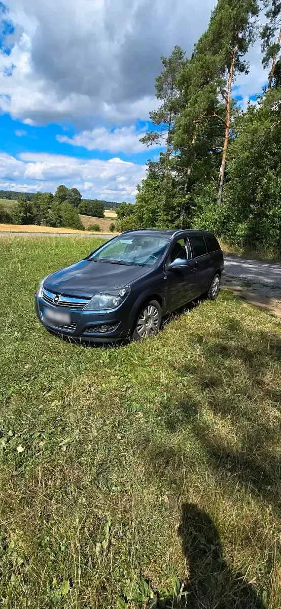 Gebraucht Opel Astra 2009 Grau Kombi
