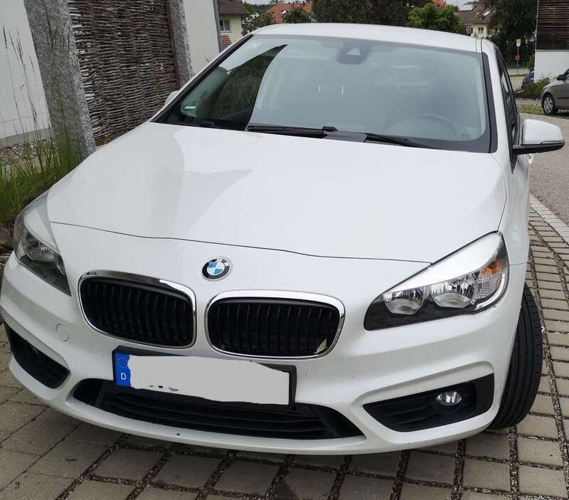 Gebraucht 2016 BMW 220 Active Tourer Van / Kleinbus | 8.800 € (Superpreis) - Bild 1/4