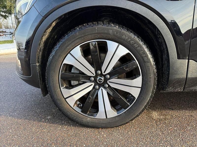 Gebraucht Volvo XC40 Plus 261 PS (191 kW) 2022 Schwarz metallic SUV