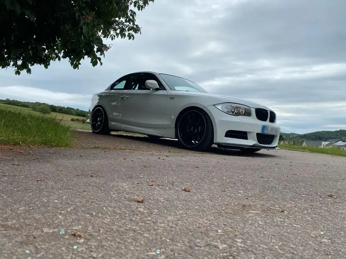 Gebraucht BMW 135 Coupé Performance 370 PS (272 kW) 2011 Weiß Coupé