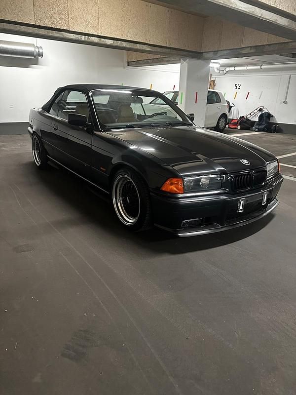 Gebraucht BMW 328 Cabriolet 193 PS (141 kW) 1997 Schwarz Cabrio