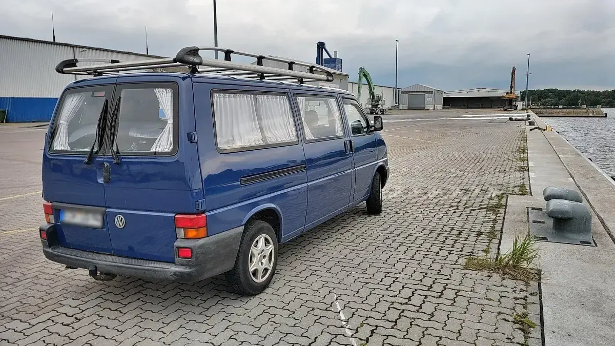 Gebraucht VW T4 102 PS (75 kW) 1998 Blau Van
