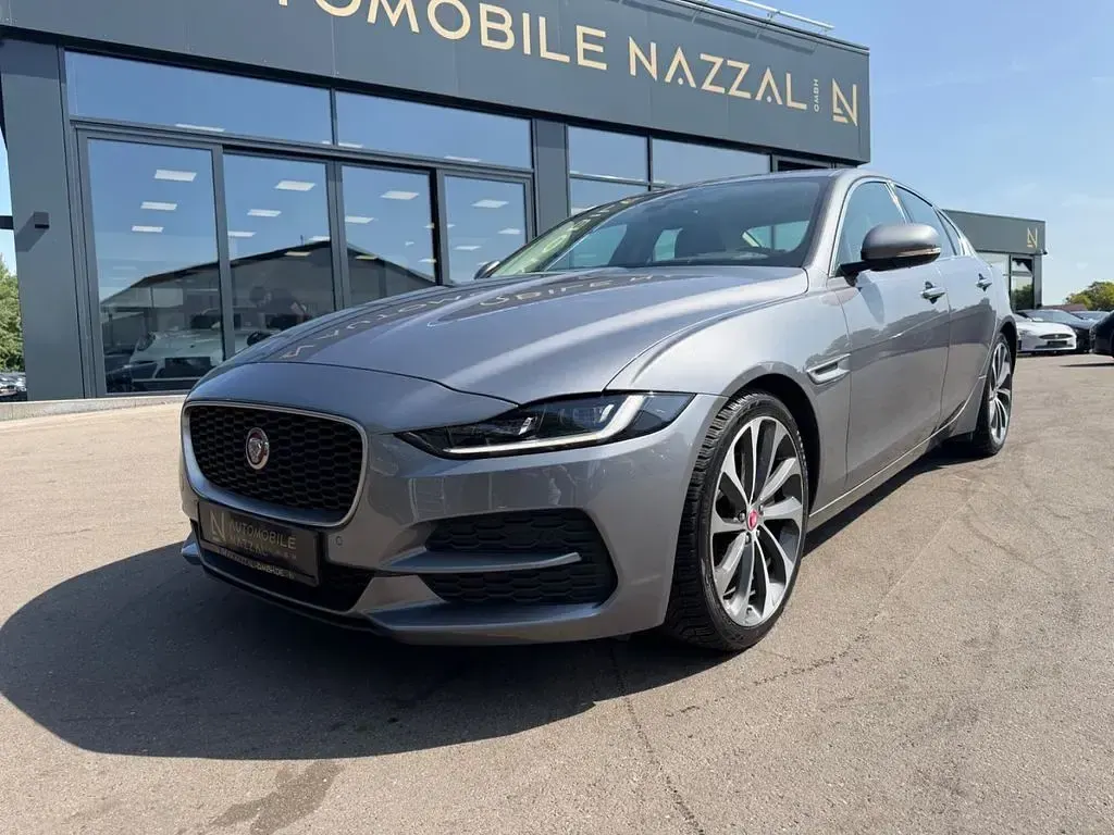 Gebraucht Jaguar XE S 179 PS (131 kW) 2019 Grau Limousine