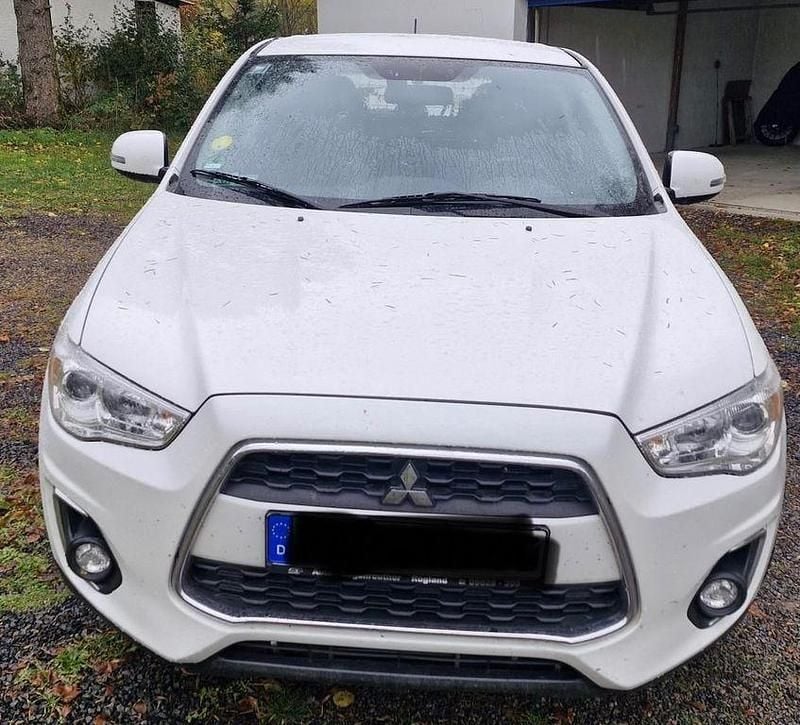 Weiß Gebraucht 2015 Mitsubishi ASX Comfort Edition SUV | 9.800 € (Etwas zu teuer) - Bild 1/4