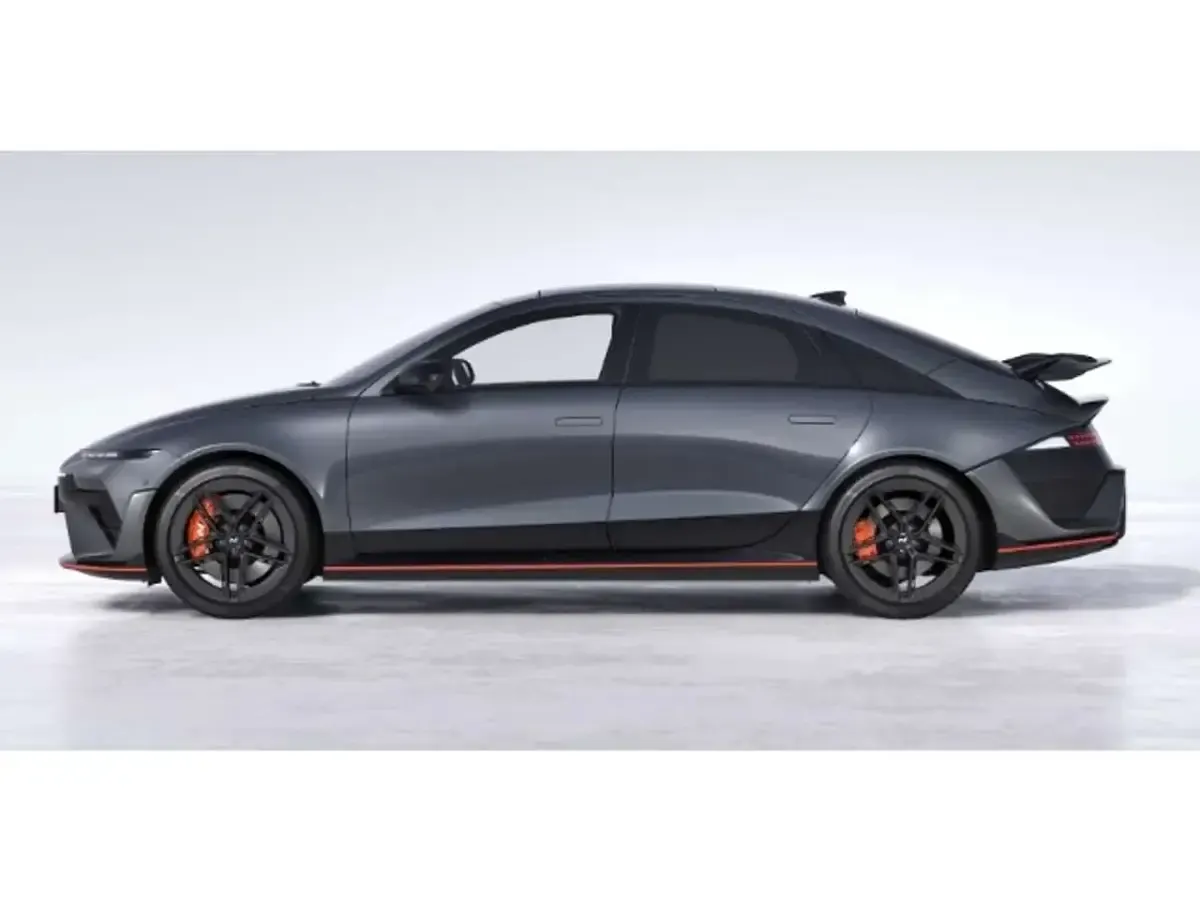 Neu Hyundai Ioniq 6 447 kW (609 PS) 2026 Grau Limousine