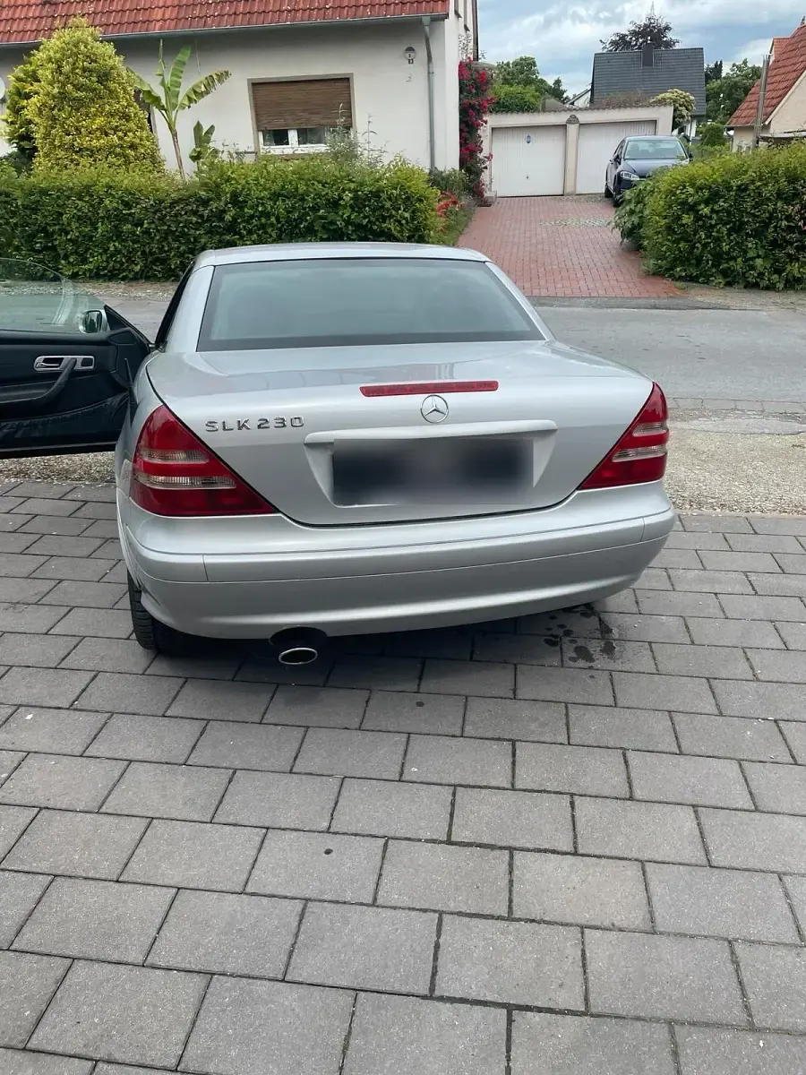 Gebraucht Mercedes SLK230 197 PS (144 kW) 2000 Silber Cabrio