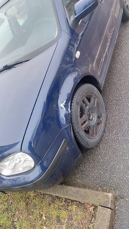 Blau Gebraucht 2001 VW Golf IV Edition Kombi | 1.700 € (Fairer Preis) - Bild 1/2