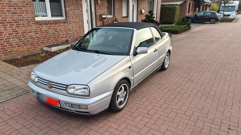 Gebraucht VW Golf Cabriolet Classicline 75 PS (55 kW) 1996 Silber Cabrio