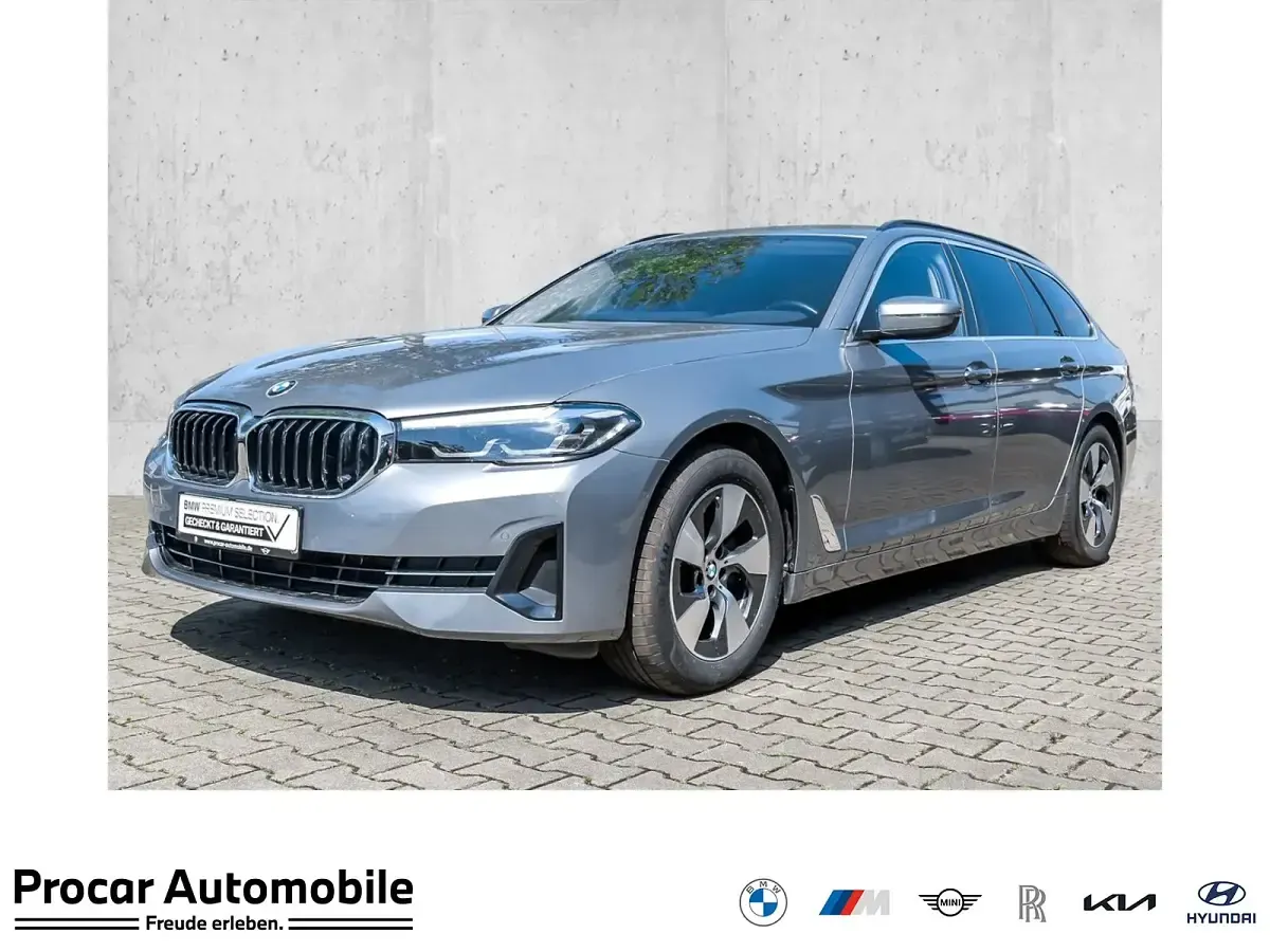 Gebraucht BMW 520 Efficient Dynamics 190 PS (139 kW) 2023 Kombi