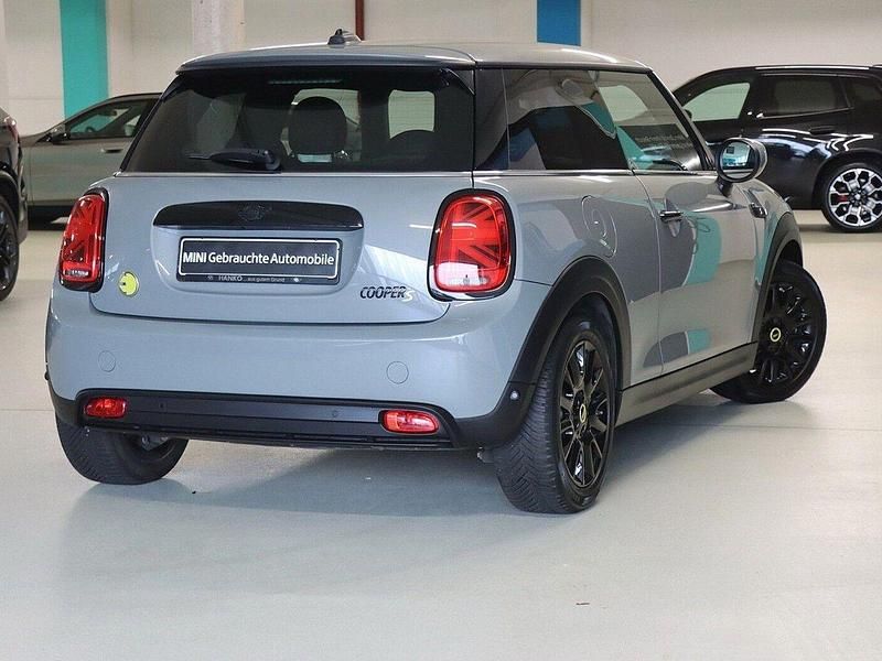 Gebraucht Mini Cooper SE Classic 135 kW (184 PS) 2022 Grau Kleinwagen