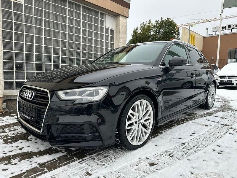Schwarz Gebraucht 2017 Audi A3 S-Line Limousine | 17.490 € (Fairer Preis) - Bild 1/4