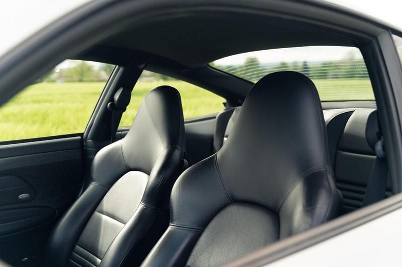 Gebraucht Porsche 996 2001 Silber Coupé