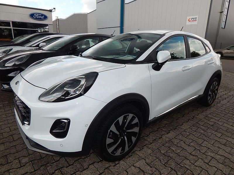 Frostweiß Gebraucht 2022 Ford Puma Titanium SUV | 18.900 € (Fairer Preis) - Bild 1/1