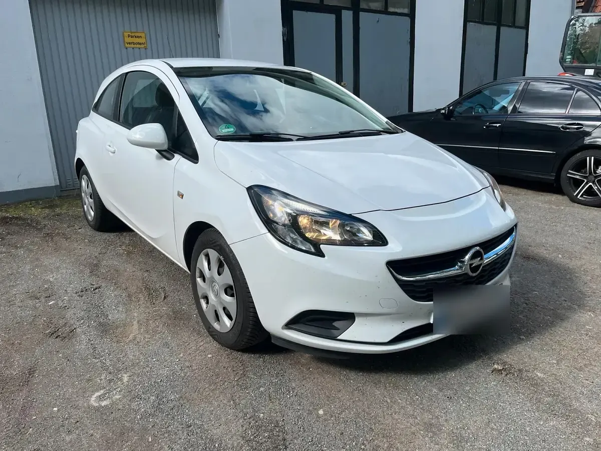 Gebraucht Opel Corsa 101 PS (74 kW) 2016 Weiß Kleinwagen