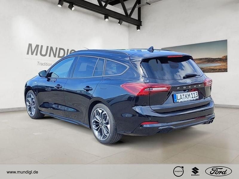 Używany Ford Focus ST-Line X 155 KM (114 kW) 2025 Czarny Sedan/Limuzyna