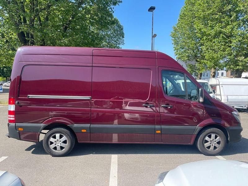 Gebraucht Mercedes 316 163 PS (119 kW) 2014 Rot Van