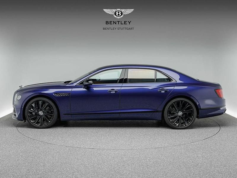Gebraucht Bentley Flying Spur Mulliner 635 PS (467 kW) 2023 Violett Limousine