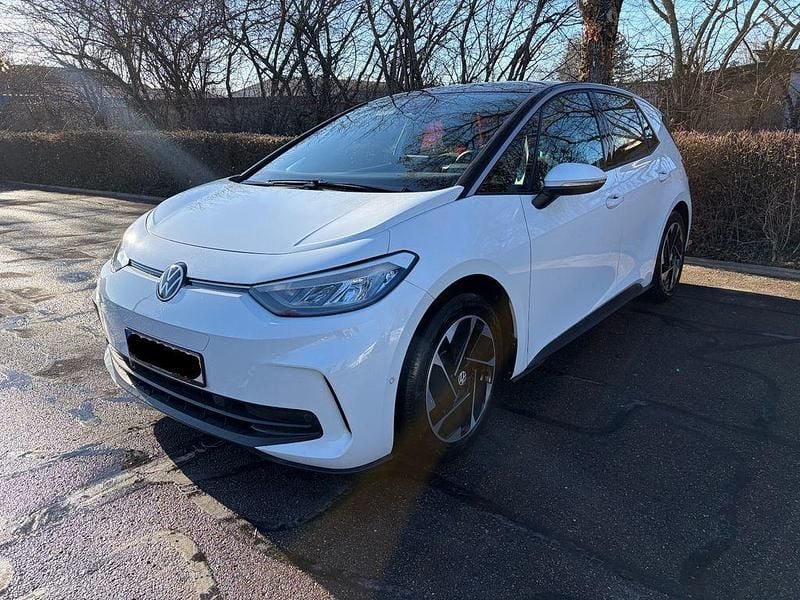 Gebraucht VW ID.3 Pro 150 kW (204 PS) 2024 Weiß Kleinwagen