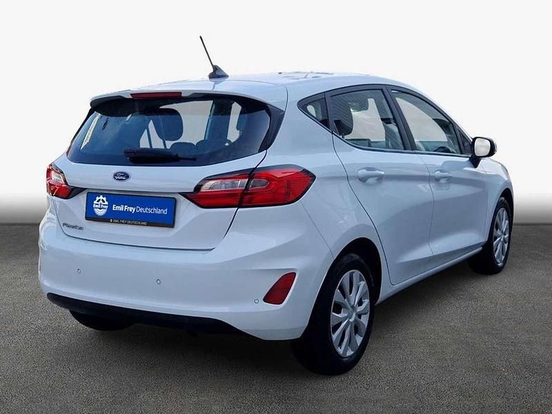 Gebraucht Ford Fiesta Cool & Connect 101 PS (74 kW) 2022 Weiß Kleinwagen
