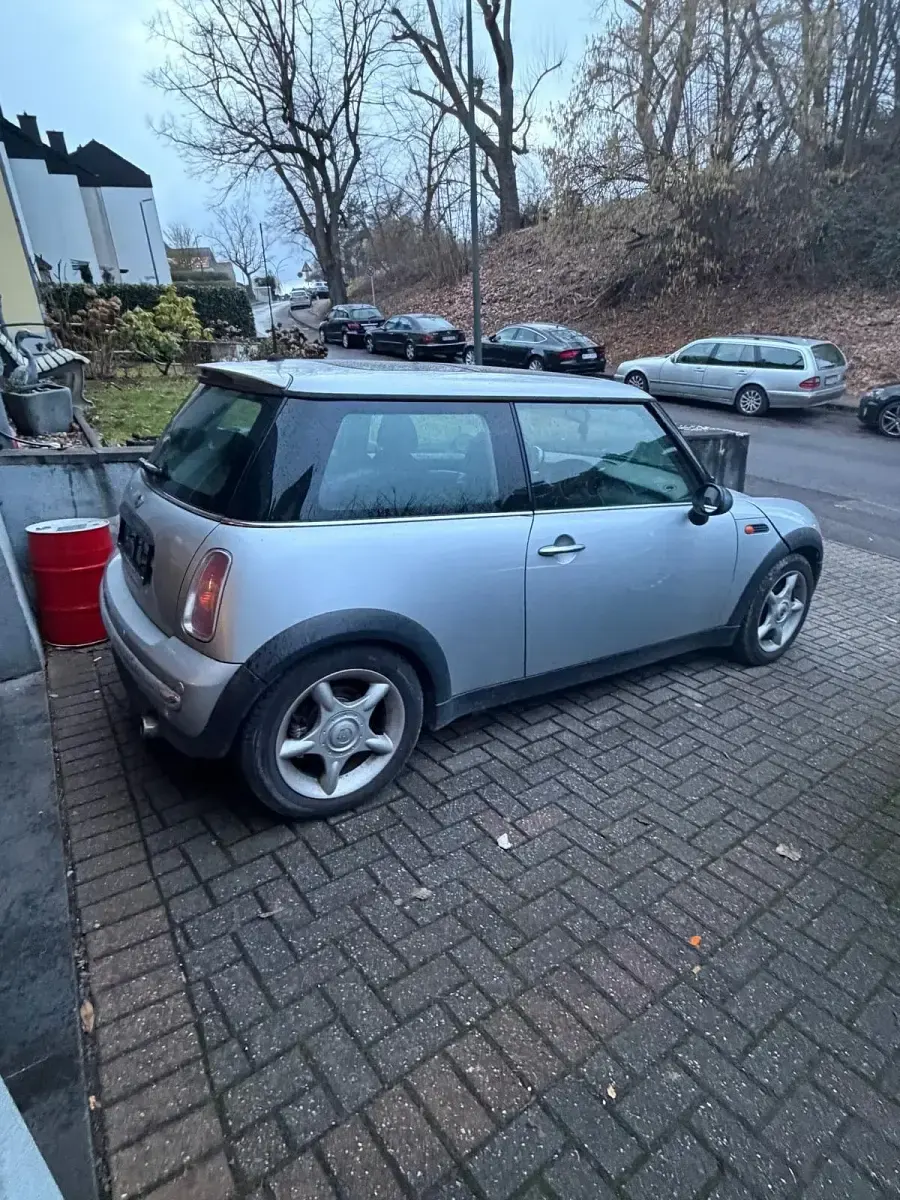 Gebraucht Mini Cooper 116 PS (85 kW) 2002 Silber Kleinwagen