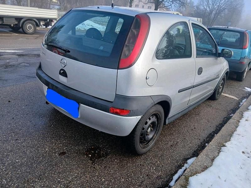 Gebraucht Opel Corsa 75 PS (55 kW) 2002 Silber Kleinwagen