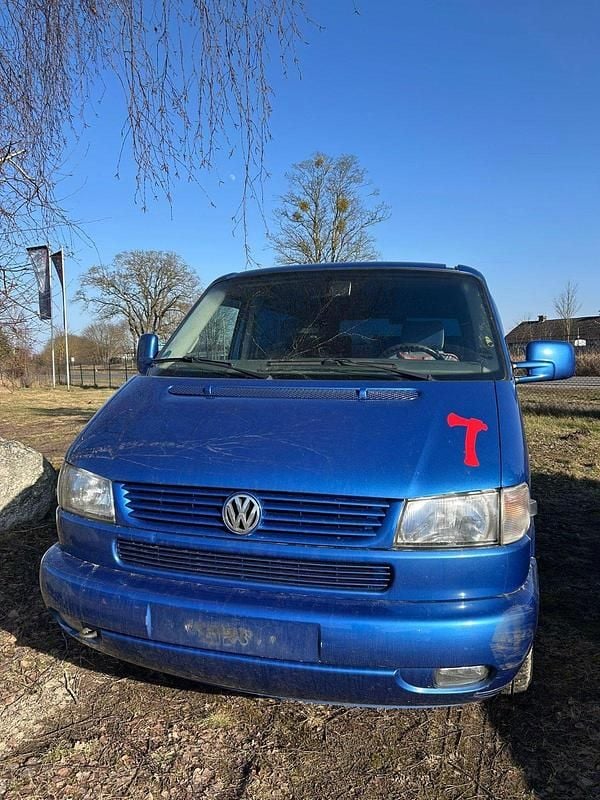 Gebraucht VW Transporter 101 PS (74 kW) 1999 Blau Van