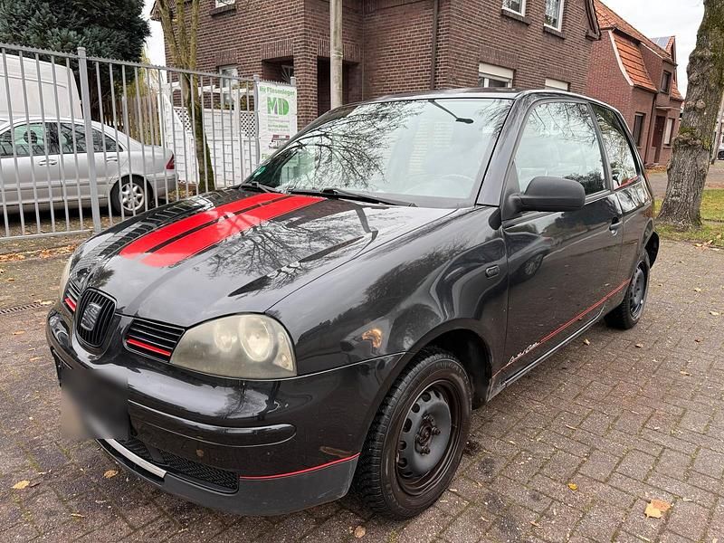 Schwarz Gebraucht 2003 Seat Arosa Kleinwagen | 599 € - Bild 1/4