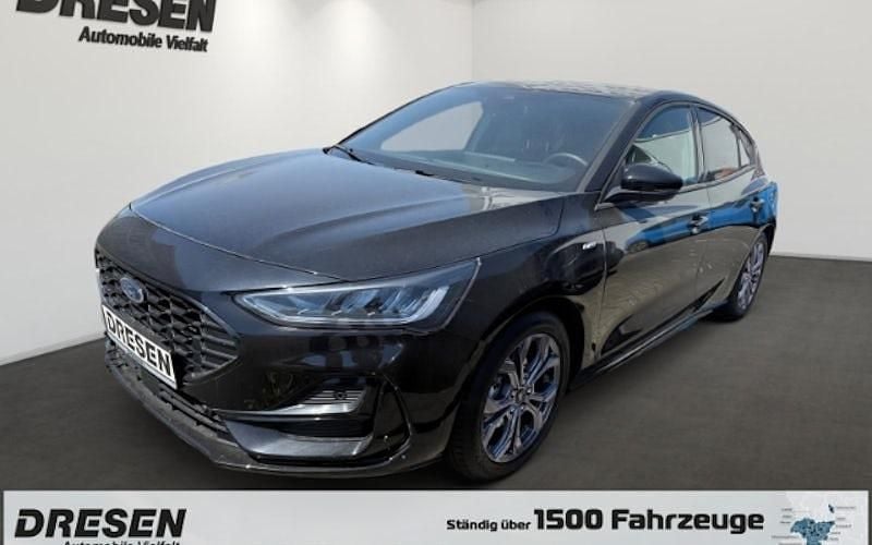 Schwarz Gebraucht 2024 Ford Focus ST-Line X Limousine | 25.990 € (Guter Preis) - Bild 1/4